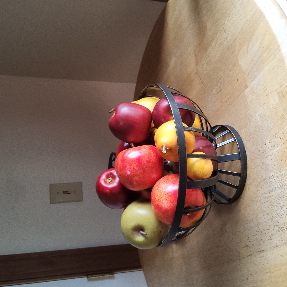Faux fruit